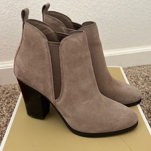 Beautiful Michael Kors booties